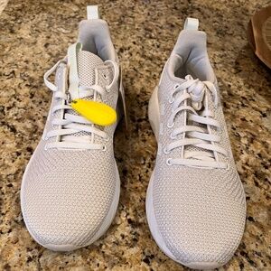 Women’s Adidas Cloudswift 3